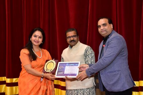 319695534 706796414362519 7564183963424869161 n-Medium